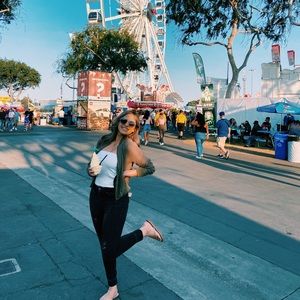 Meet your Posher, Yasmin